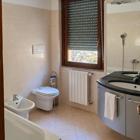 Monalisa Guest house